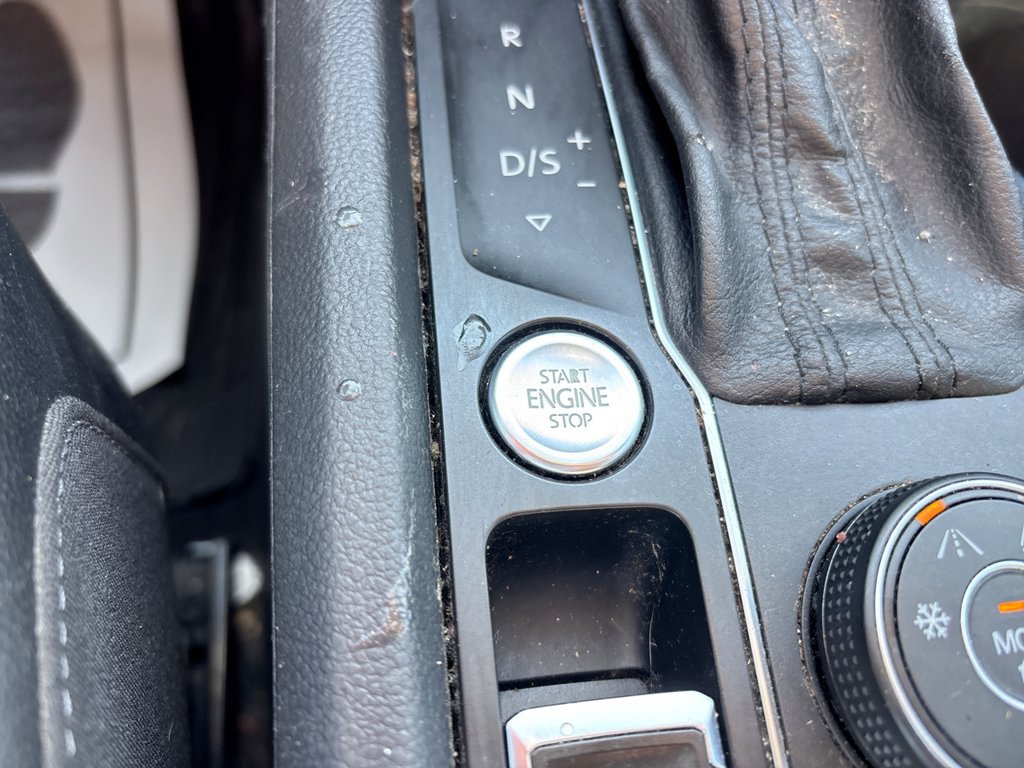Used 2019 Volkswagen Atlas SEL AWD/4WD image 36