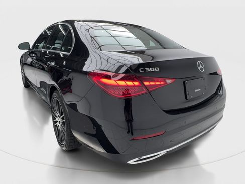Used 2025 Mercedes-Benz C 300 Sedan image 10
