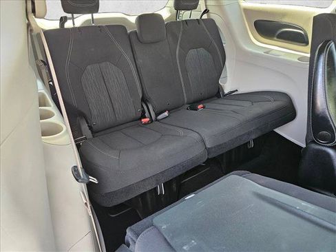 Used 2020 Chrysler Voyager LX w/ Cold Weather Group FWD image 20