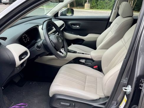 Used 2026 Honda HR-V EX-L image 14
