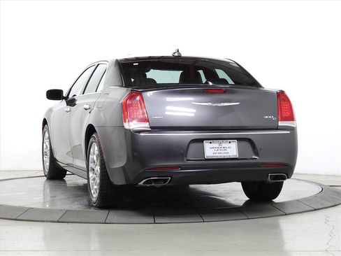 Used 2016 Chrysler 300 C Platinum w/ Safetytec Plus Group image 5