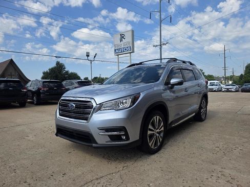 Used 2022 Subaru Ascent Limited w/ Technology Package AWD/4WD image 3