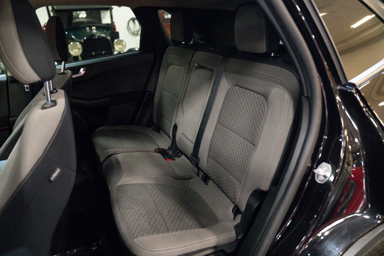 Used 2020 Ford Escape SE Sport AWD/4WD image 23