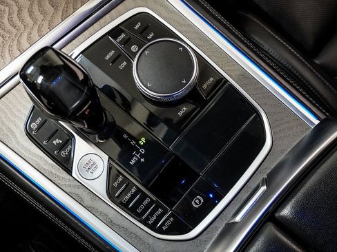 Used 2020 BMW 840i Coupe w/ M Sport Package image 36