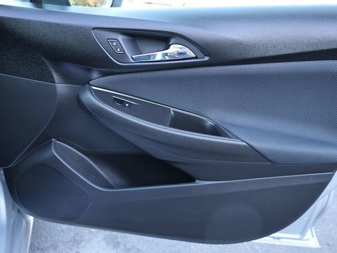 Used 2018 Chevrolet Cruze LT w/ LT Fleet Convenience Package FWD image 14