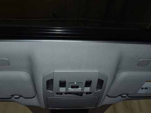 Used 2024 Toyota Highlander XLE image 23