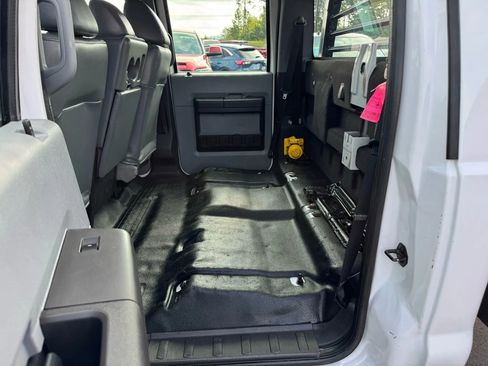 Used 2016 Ford F350 XL w/ Power Equipment Group image 5