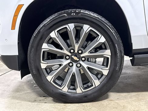 New 2026 Chevrolet Tahoe High Country AWD/4WD image 29