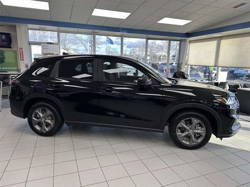 New 2026 Honda HR-V LX image 3
