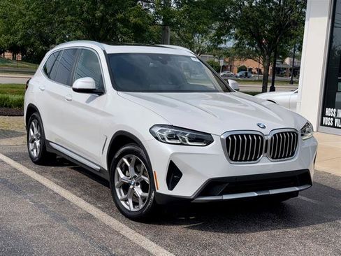 Used 2022 BMW X3 xDrive30i w/ Premium Package 2 AWD/4WD image 1