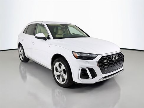 Used 2022 Audi Q5 2.0T Prestige w/ Prestige Package AWD/4WD image 30