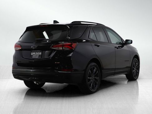 Used 2023 Chevrolet Equinox RS w/ RS Leather Package image 5