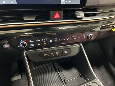 New 2026 Kia Carnival SX Prestige image 23