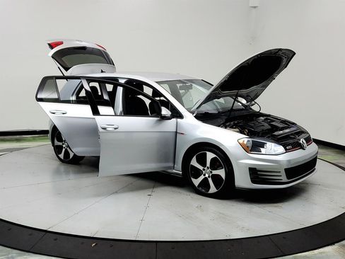 Used 2016 Volkswagen GTI S FWD image 10