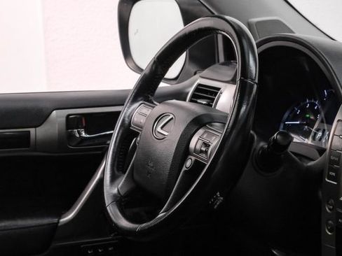 Used 2015 Lexus GX 460 image 17