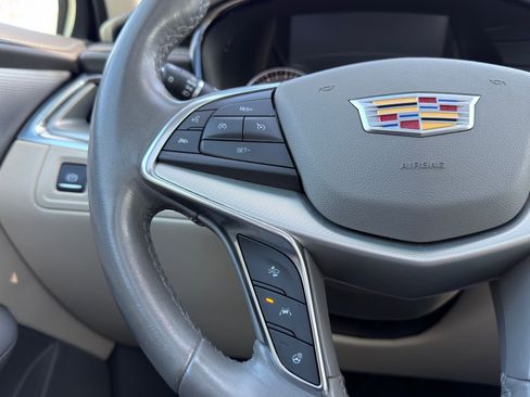 Used 2021 Cadillac XT5 Premium Luxury image 27