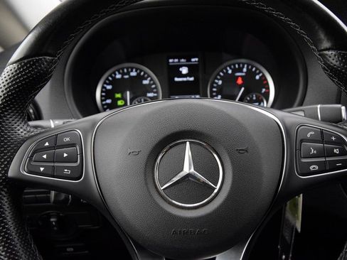 Used 2023 Mercedes-Benz Metris Passenger image 23