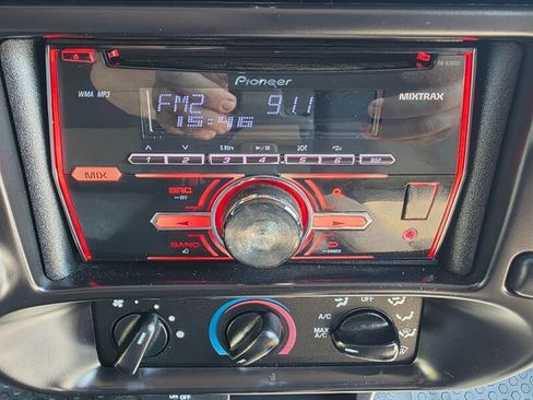 Used 2005 Ford Ranger Edge AWD/4WD image 18