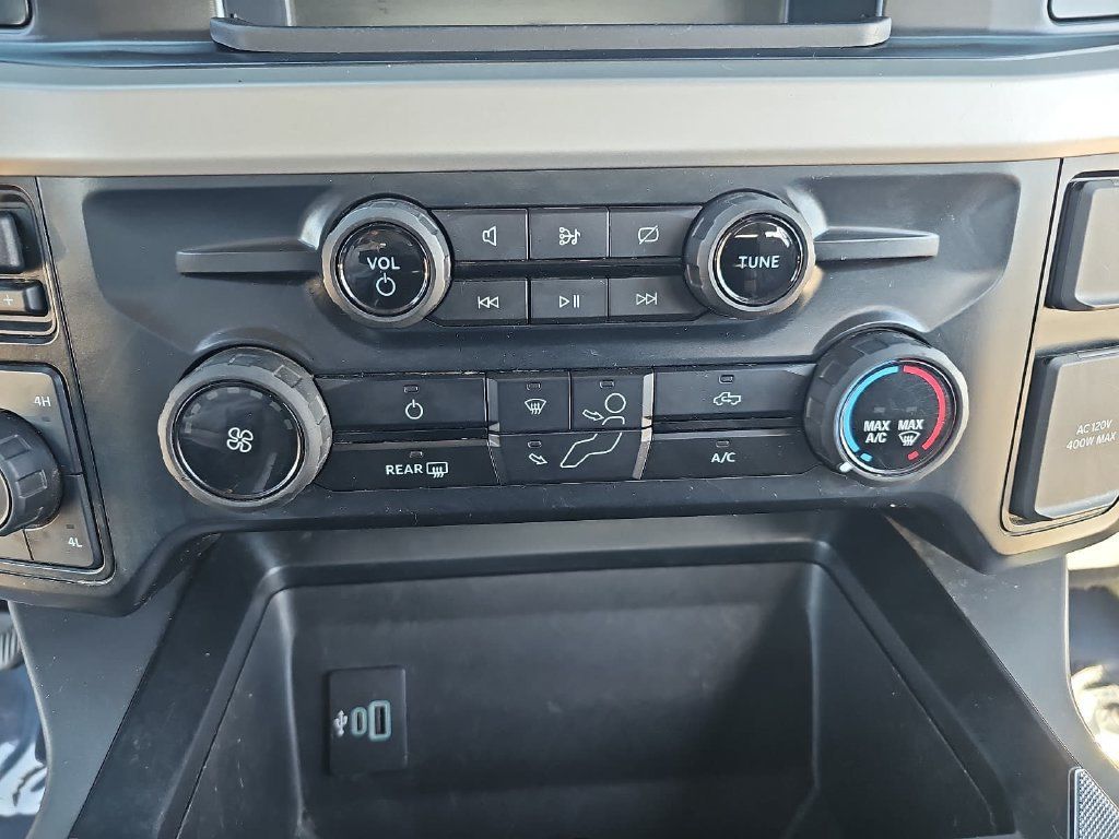 Used 2023 Ford F250 XLT w/ FX4 Off-Road Package AWD/4WD image 21