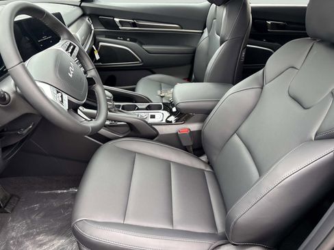 New 2025 Kia Telluride S image 22