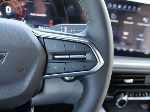 New 2025 Chevrolet Suburban Premier image 8