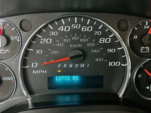 Used 2025 GMC Savana 2500 w/ Driver Convenience Package RWD image 25