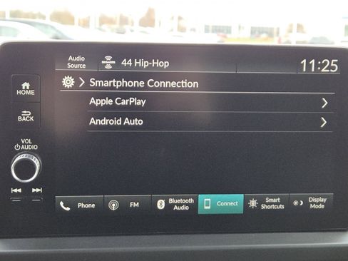 Used 2025 Honda Pilot EX-L image 4