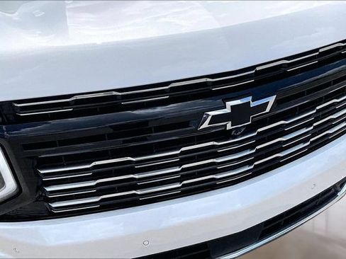 Used 2025 Chevrolet Tahoe High Country AWD/4WD image 30