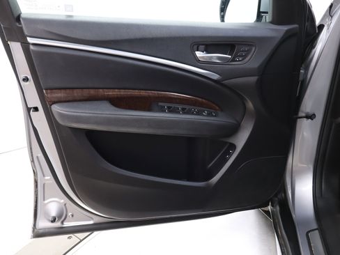 Used 2017 Acura MDX SH-AWD image 23