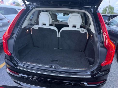 Used 2017 Volvo XC90 T6 Momentum w/ Vision Package AWD/4WD image 16