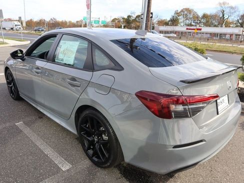 Used 2025 Honda Civic Sport image 8
