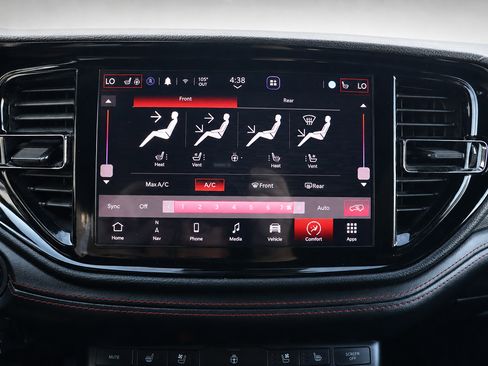 Used 2023 Dodge Durango GT RWD image 37