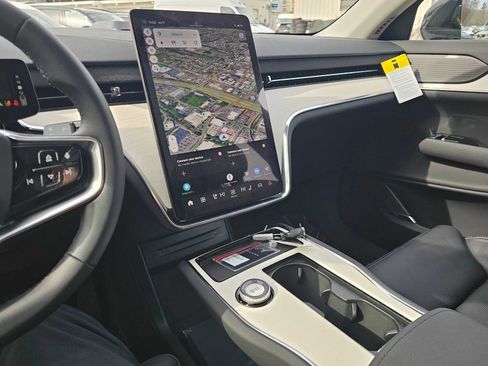 New 2026 Volvo EX90 Ultra image 29