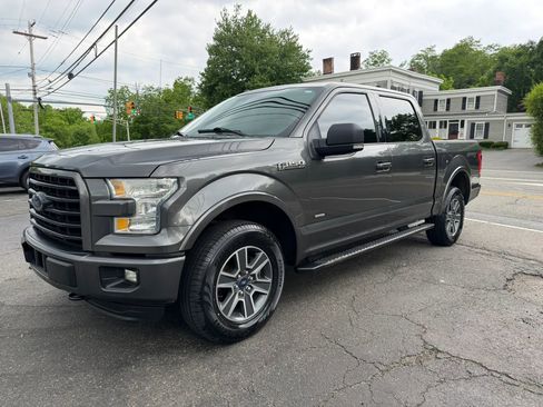 Used 2016 Ford F150 XLT w/ Equipment Group 302A Luxury AWD/4WD image 3
