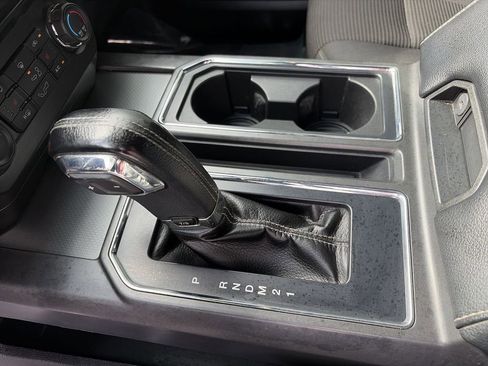 Used 2016 Ford F150 XLT w/ Equipment Group 302A Luxury image 21