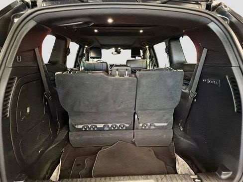 Used 2019 Chrysler Pacifica Limited w/ Advanced Safetytec Group image 26