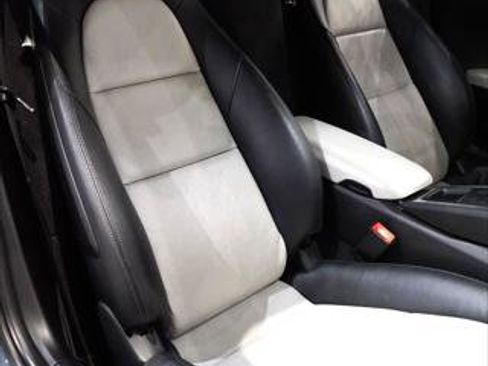 Used 2018 Porsche 718 Cayman RWD image 21