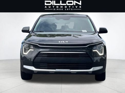 Used 2024 Kia Niro LX FWD image 9