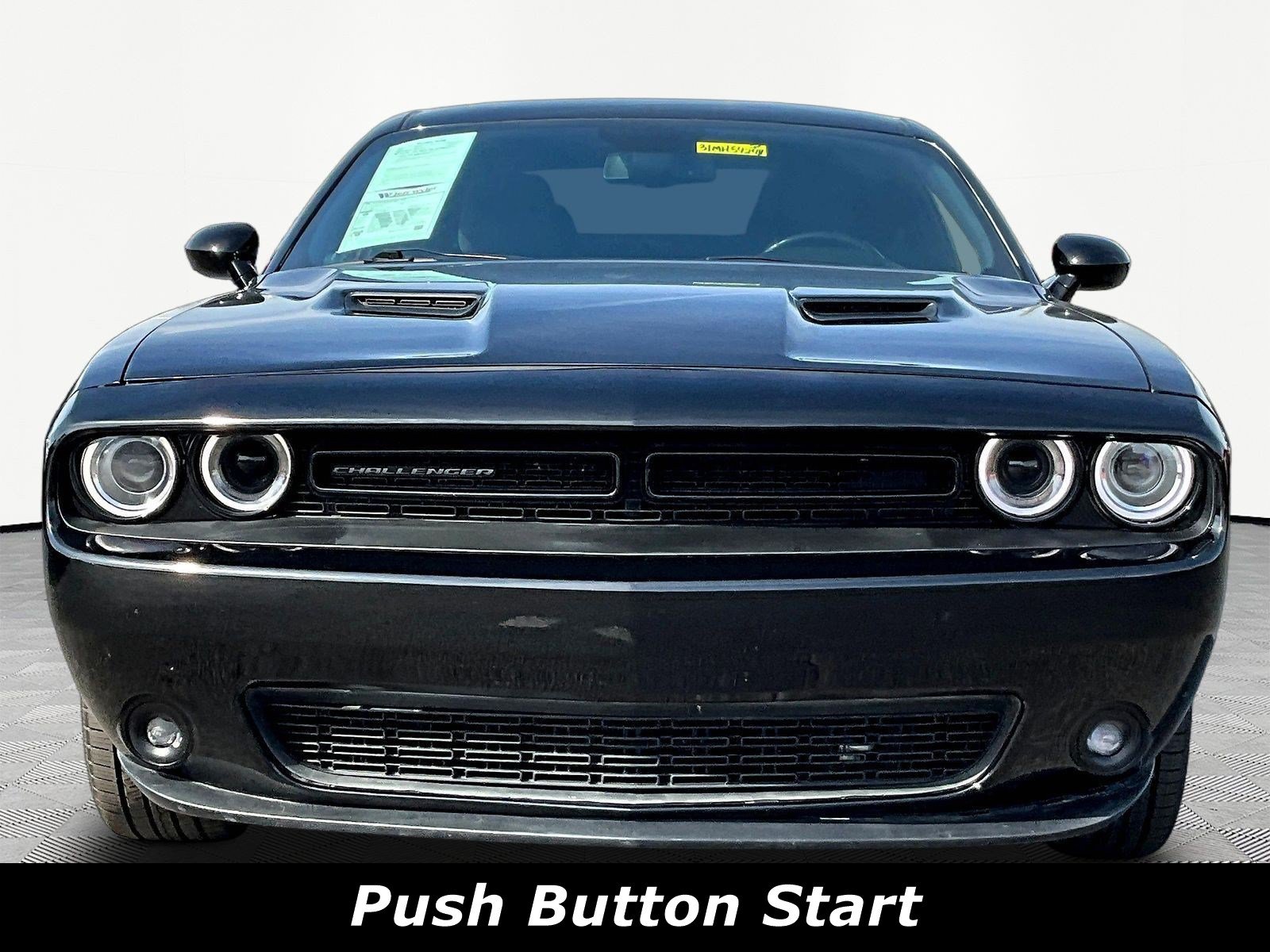 Used 2021 Dodge Challenger SXT RWD image 2