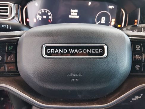 Used 2022 Jeep Grand Wagoneer Series I AWD/4WD image 26