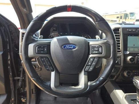 Used 2019 Ford F150 Raptor w/ Equipment Group 802A Luxury AWD/4WD image 10