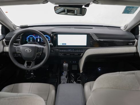 Used 2026 Toyota Camry XLE w/ Premium Plus Package FWD image 13