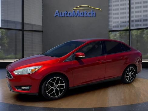 Used 2018 Ford Focus SEL FWD image 6
