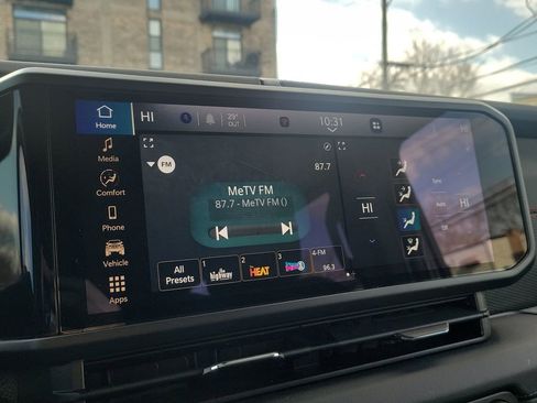 Certified 2024 Jeep Wrangler Unlimited Rubicon AWD/4WD image 27