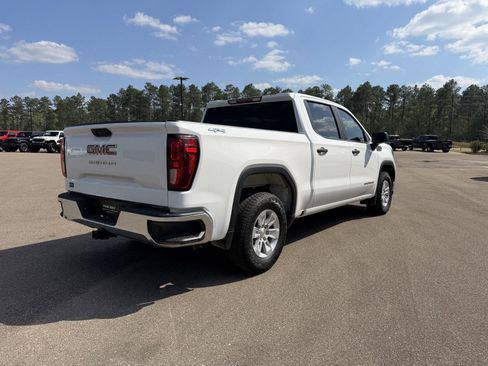 Used 2023 GMC Sierra 1500 Pro w/ Pro Value Package image 6