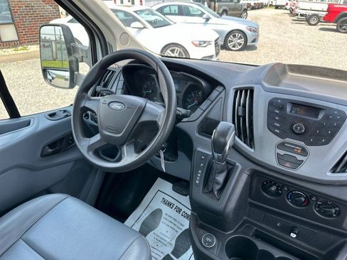 Used 2018 Ford Transit 250 w/ 10' Aluminum Flatbed image 29