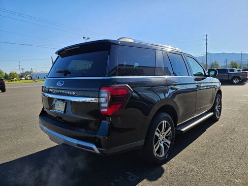 Certified 2024 Ford Expedition Limited AWD/4WD image 6
