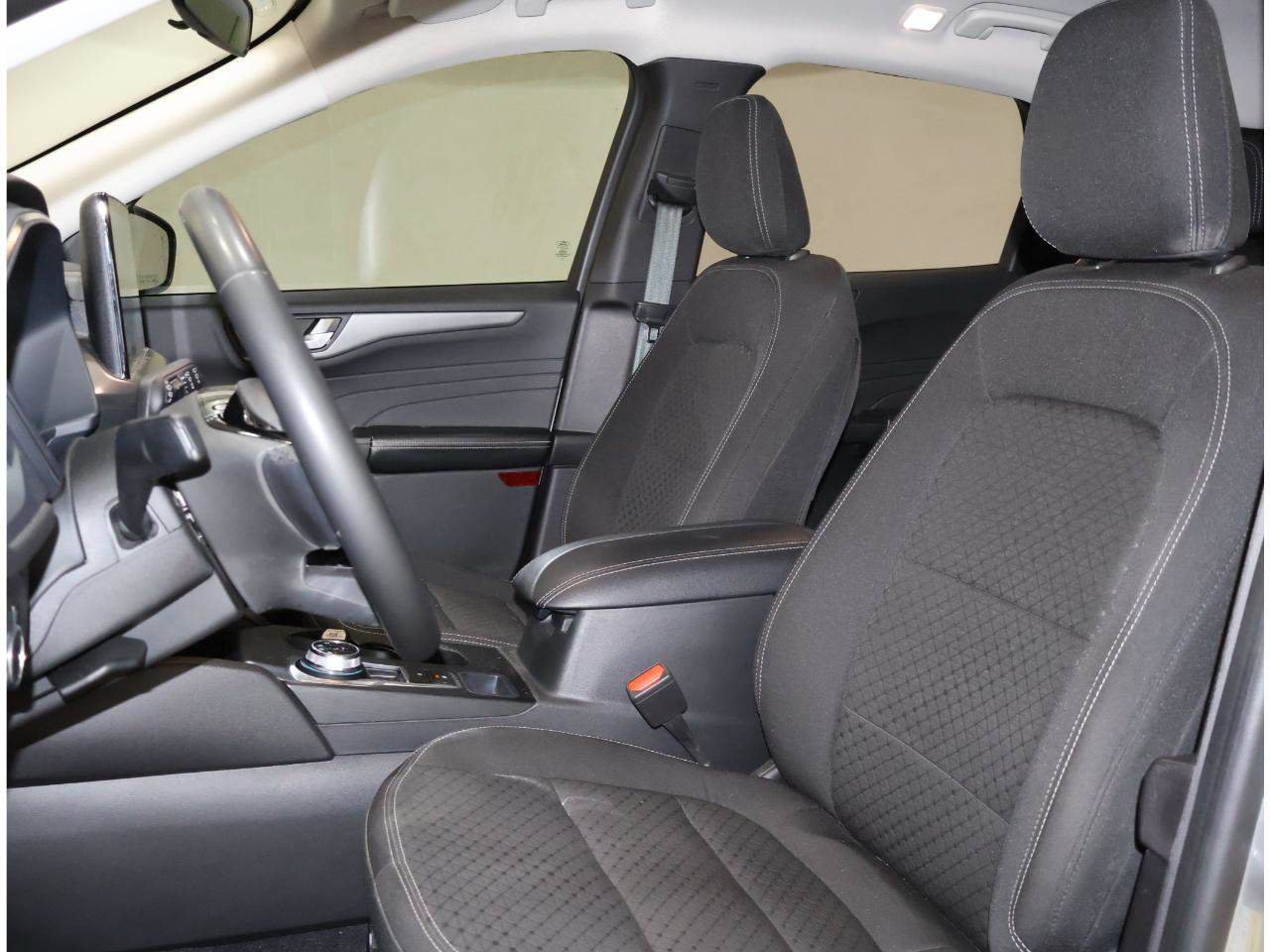 Used 2023 Ford Escape Active w/ Tech Pack #2 FWD image 10