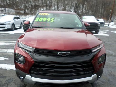 Used 2022 Chevrolet TrailBlazer LT w/ LPO, Blackout Package image 4
