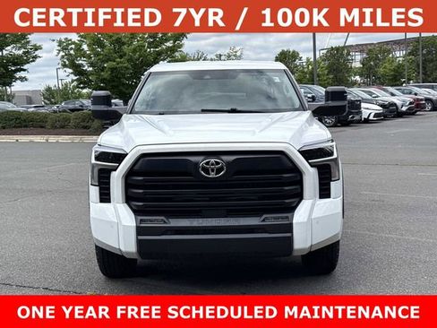 Used 2022 Toyota Tundra SR5 w/ SR5 Convenience Package AWD/4WD image 6
